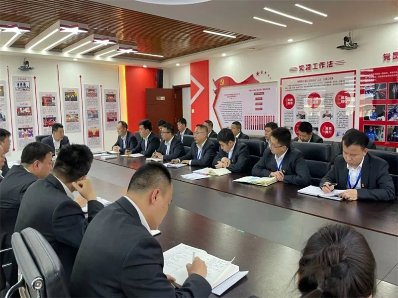 中能袁大灘煤礦：“標準化＋”讓礦井安全管理落地有聲（3）.jpg