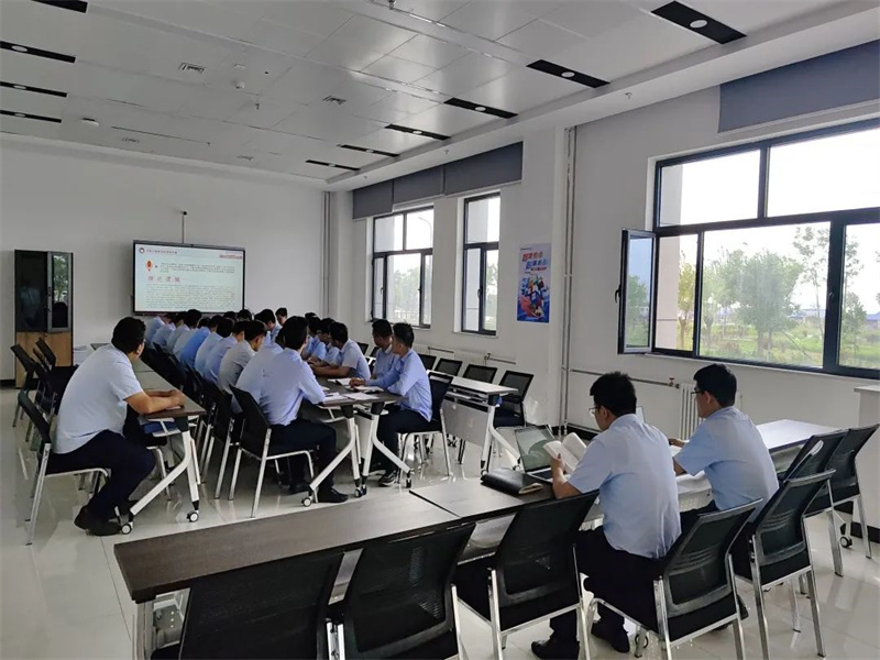 “兩優一先”事跡丨運維分公司小保當智維中心黨支部：筑堅強堡壘 促企業發展.jpg